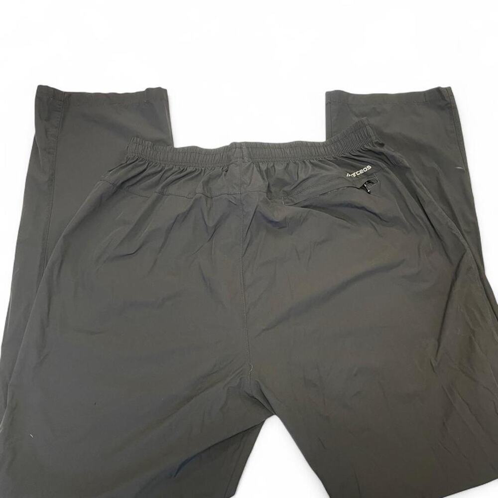 Gray nike tech fleece sweatpants